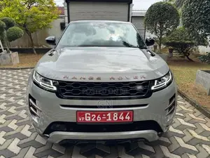 Range-Rover Evoque P300 2024 SUV Unregistered (Recondition)