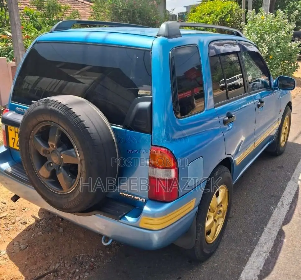 Suzuki Escudo 2003 SUV (Used)