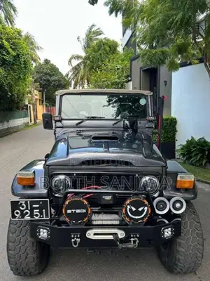 Toyota Land Cruiser BJ 40 1982 SUV (Used)