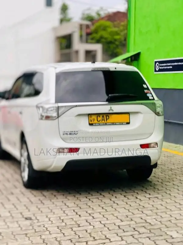Mitsubishi Outlander 2016 SUV (Used)