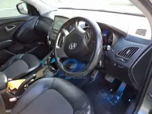 Hyundai Tucson 2011 SUV (Used)