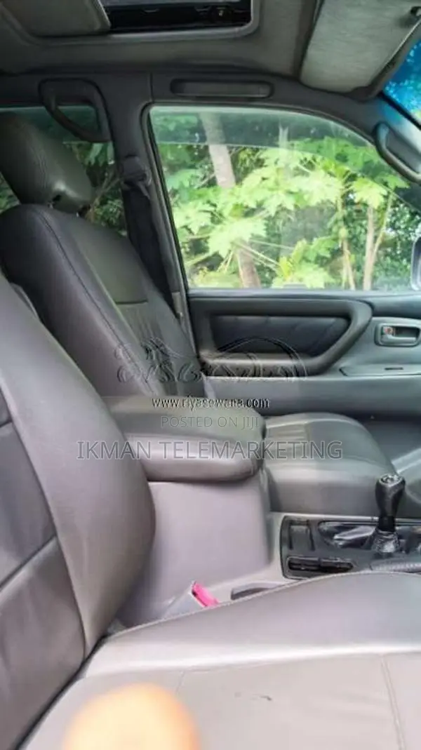 Toyota Land Cruiser Sahara 100 1999 SUV (Used)