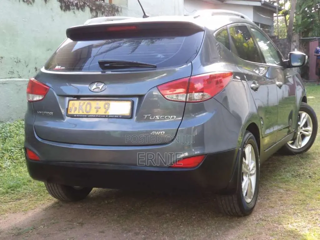 Hyundai Tucson 2011 SUV (Used)