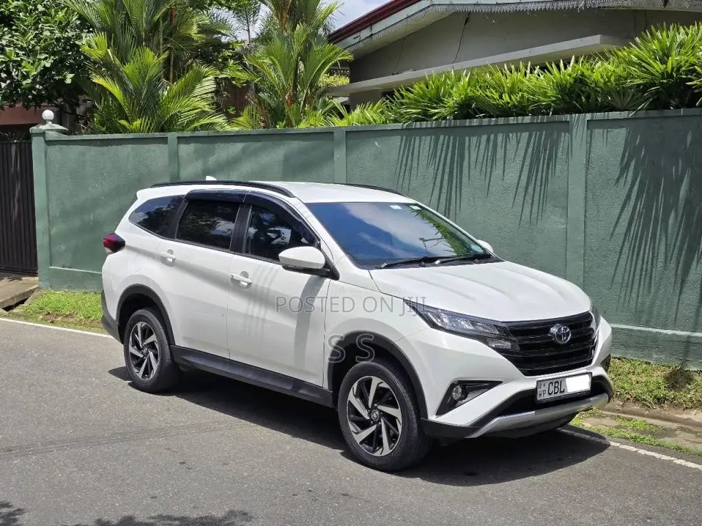 Toyota Rush 2020 SUV (Used)