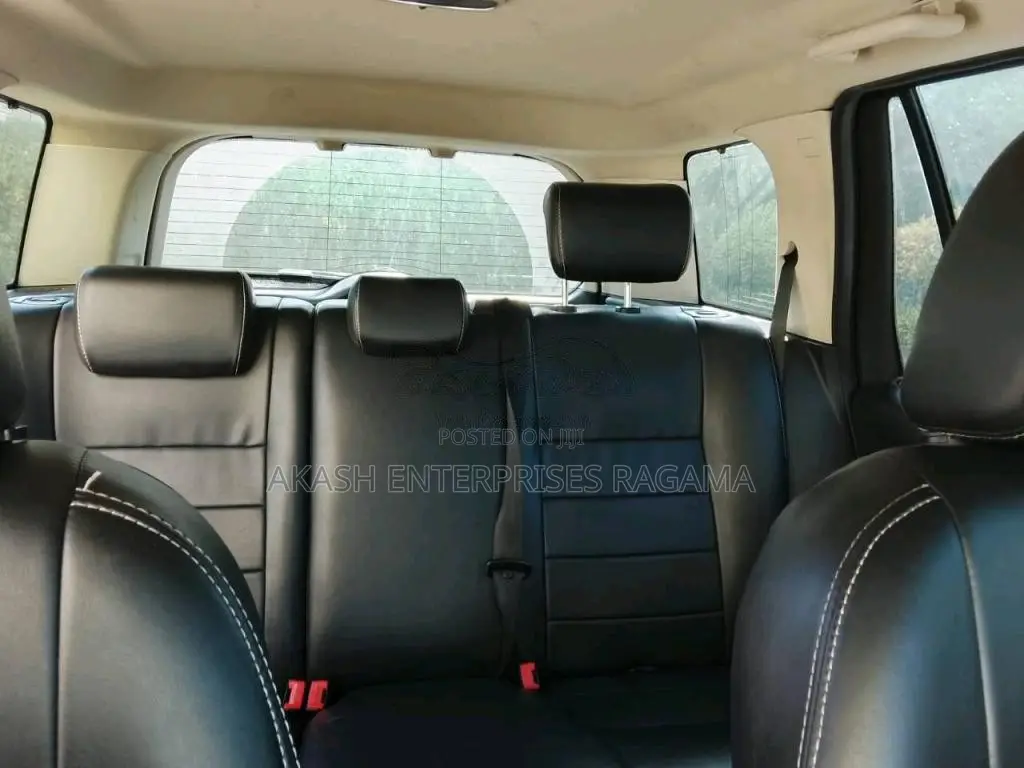 Land-Rover Freelander 2011 SUV (Used)