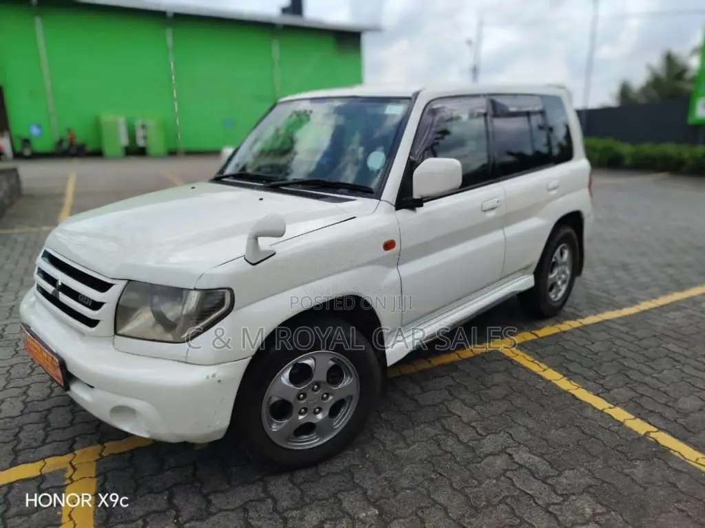 Mitsubishi Pajero 10 2000 SUV (Used)