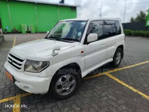 Mitsubishi Pajero 10 2000 SUV (Used)