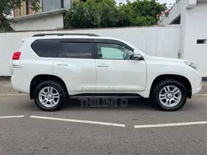 Toyota Land Cruiser 150 2011 SUV (Used)