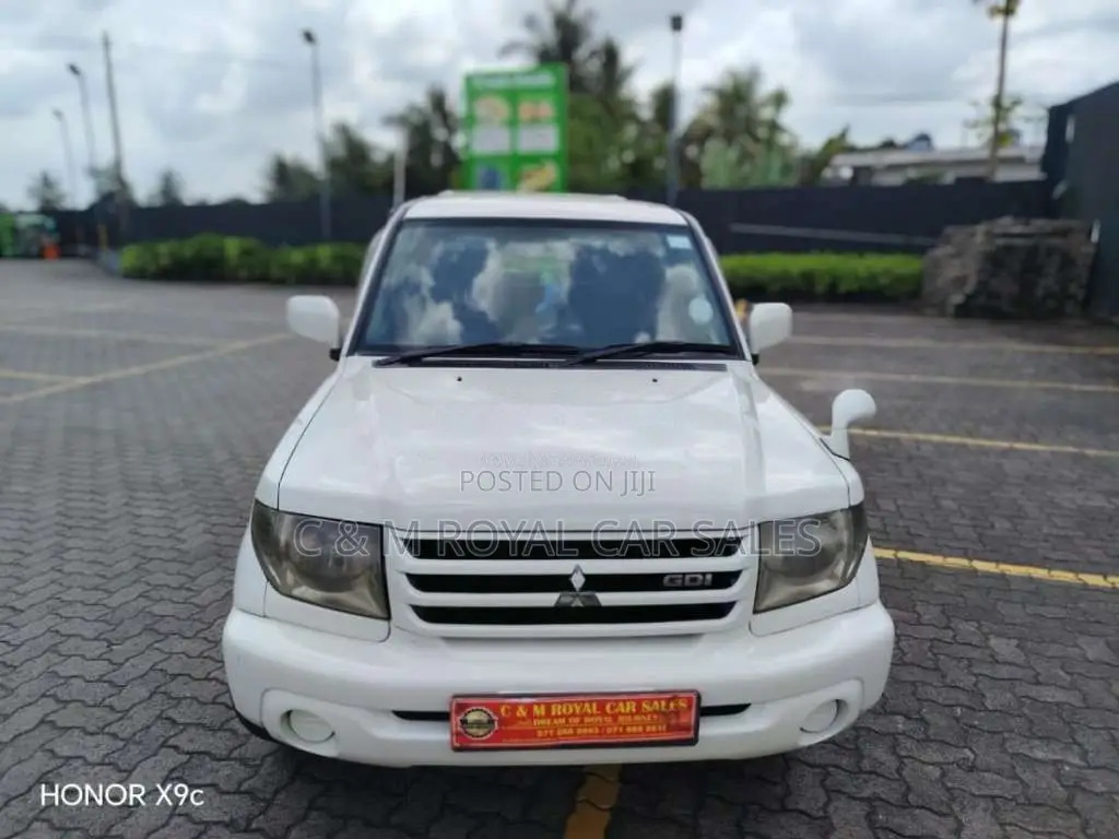Mitsubishi Pajero 10 2000 SUV (Used)