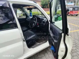 Mitsubishi Pajero 10 2000 SUV (Used)
