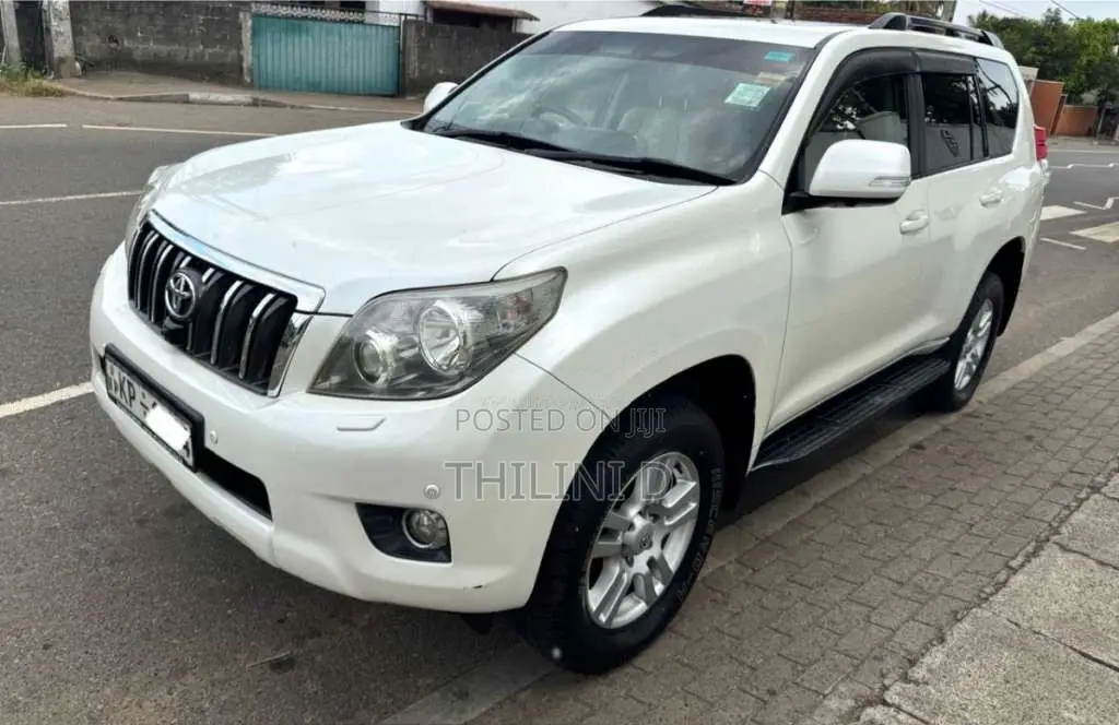 Toyota Land Cruiser 150 2011 SUV (Used)