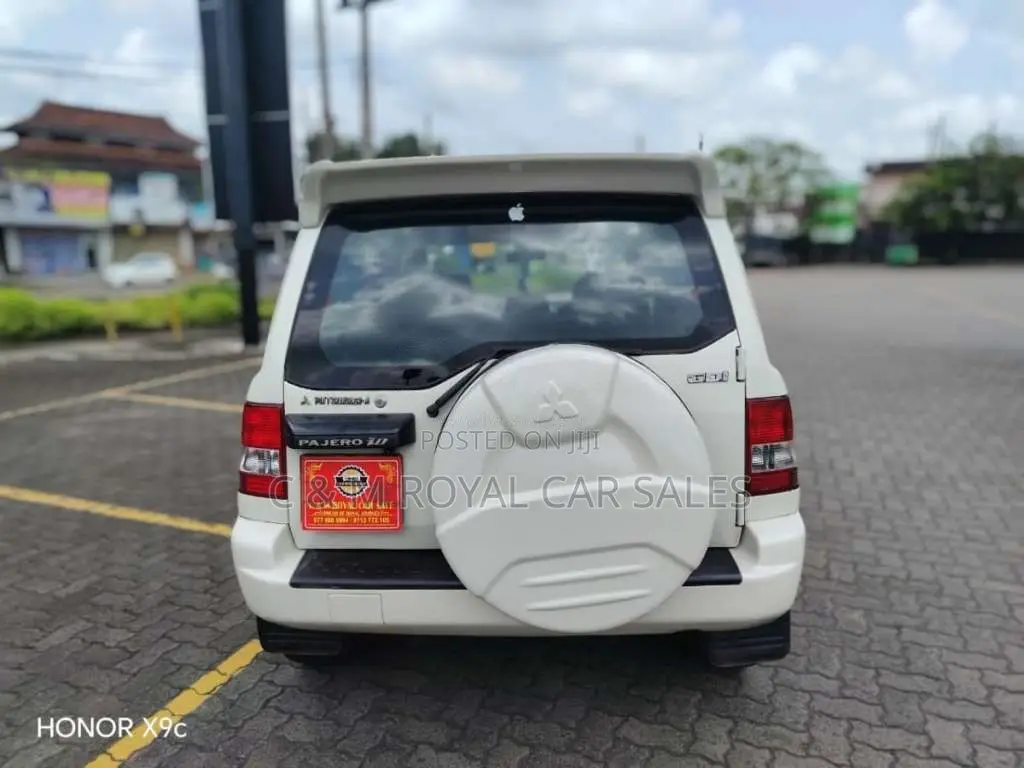 Mitsubishi Pajero 10 2000 SUV (Used)