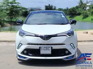 Toyota CHR 2018 SUV (Used)