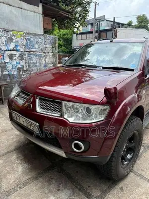 Mitsubishi Montero 2012 SUV (Used)