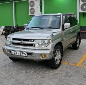 Mitsubishi Pajero IO 1999 SUV (Used)