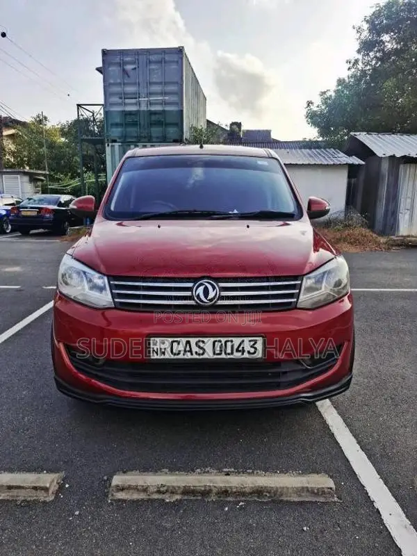 DFSK Glory 2017 SUV (Used)