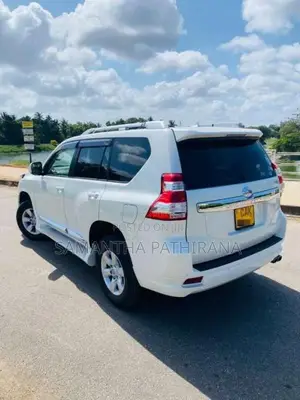 Toyota Prado 2014 SUV (Used)