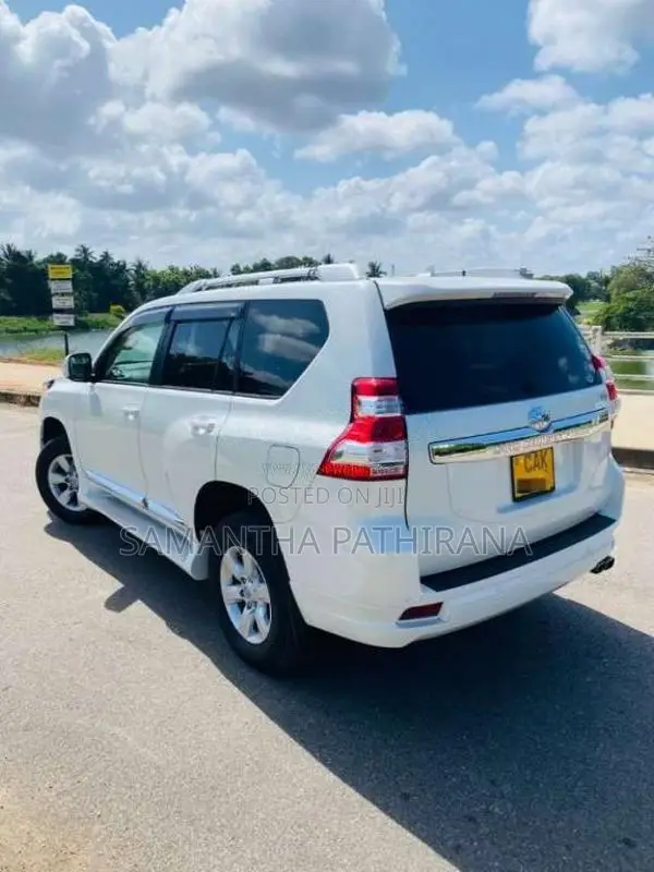 Toyota Prado 2014 SUV (Used)