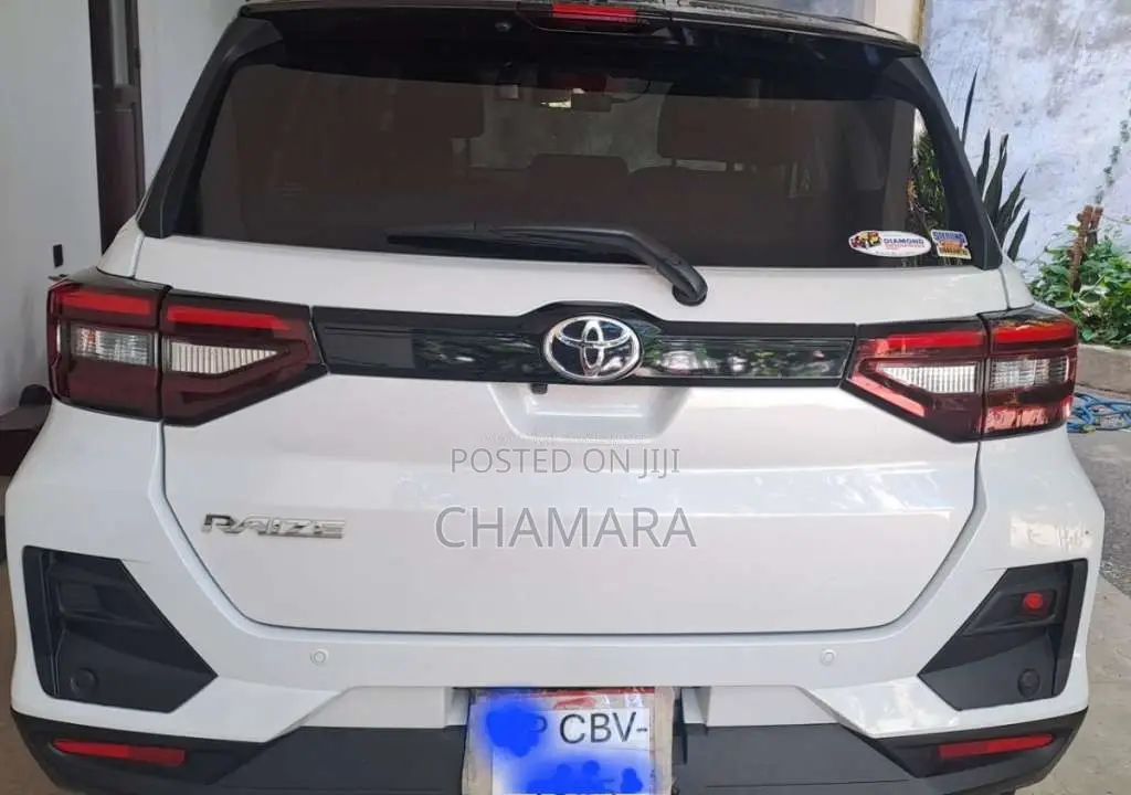 Toyota Raize 2025 SUV (Used)