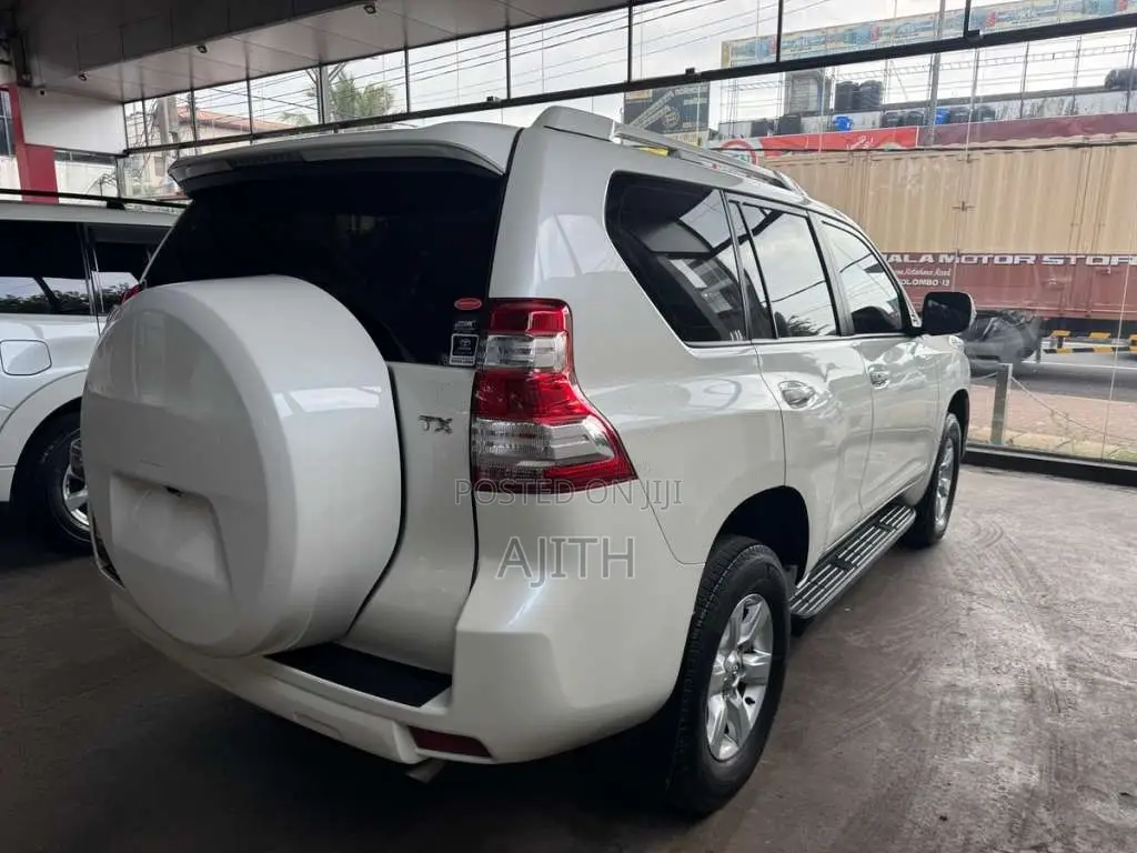 Toyota Land Cruiser Prado 150 TX 2015 SUV (Used)