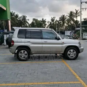 Mitsubishi Pajero IO 1999 SUV (Used)