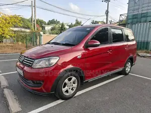 DFSK Glory 2017 SUV (Used)