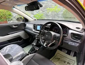 Kia Stonic 2019 SUV (Used)