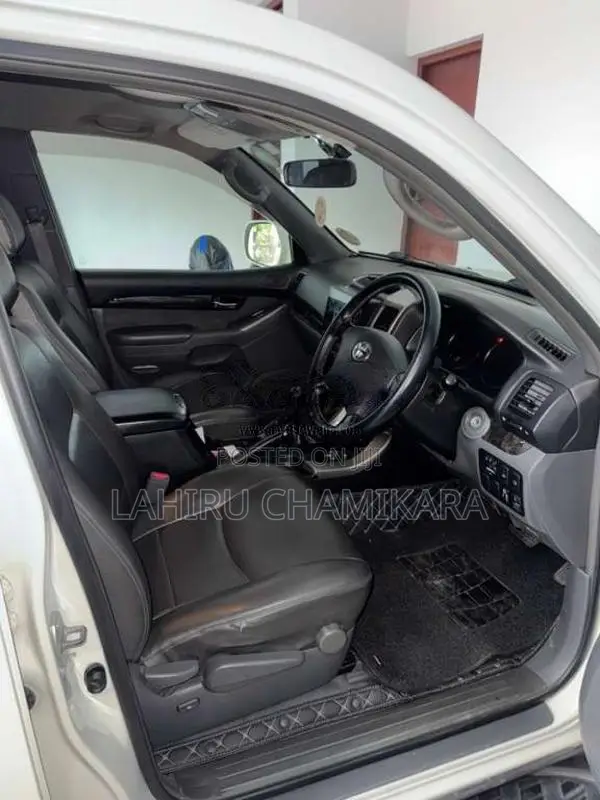 Toyota Prado 2008 SUV (Used)