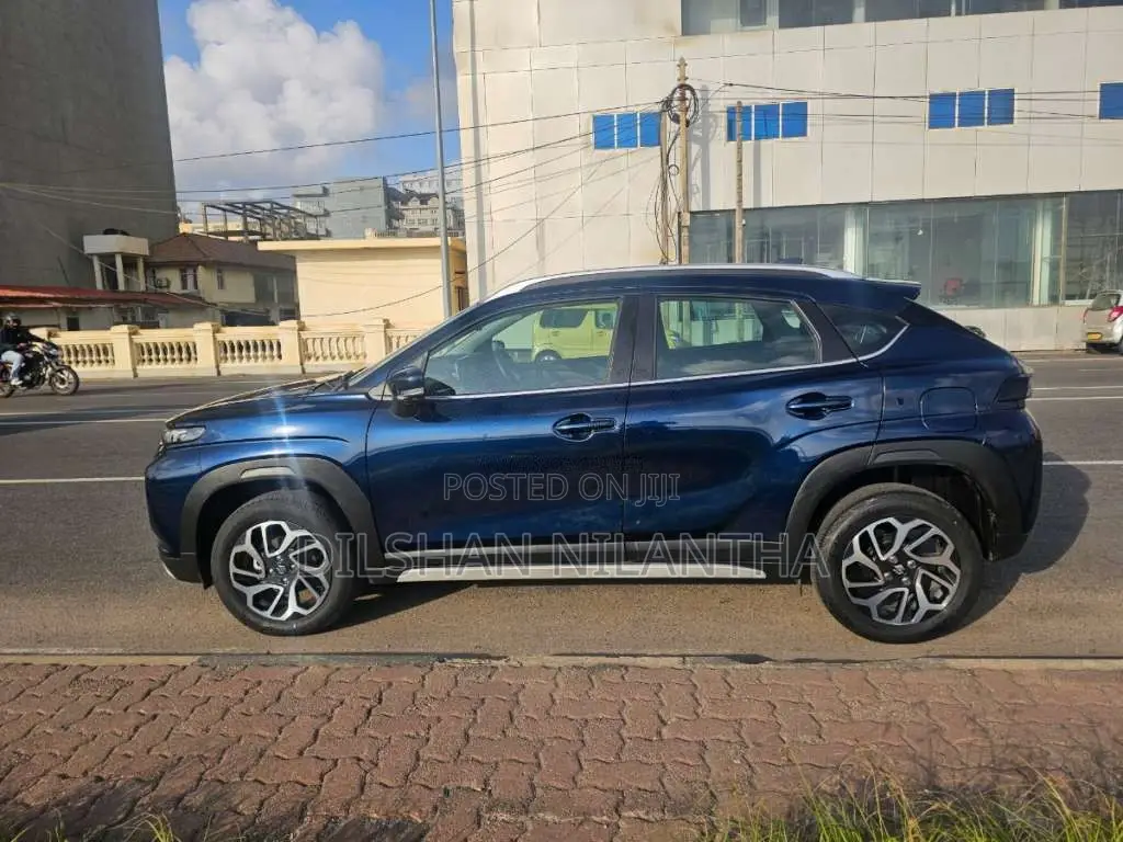 Suzuki Fronx 2025 SUV (Used)