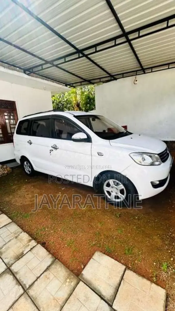 DFSK Glory 330 2019 SUV (Used)