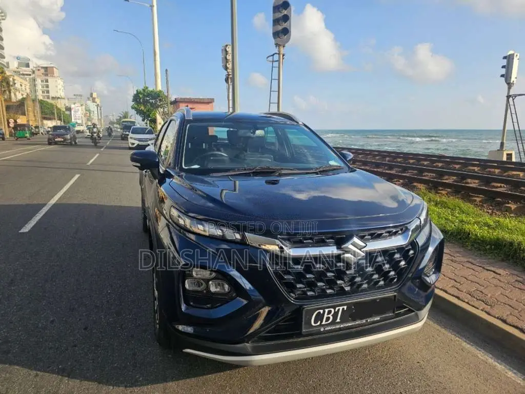 Suzuki Fronx 2025 SUV (Used)