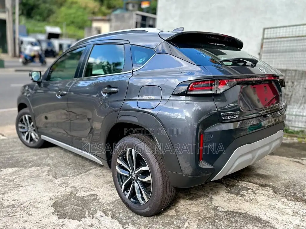 Toyota Taisor 2025 SUV Unregistered (Recondition)
