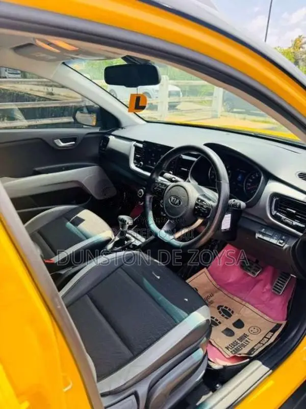Kia Stonic 2020 SUV (Used)