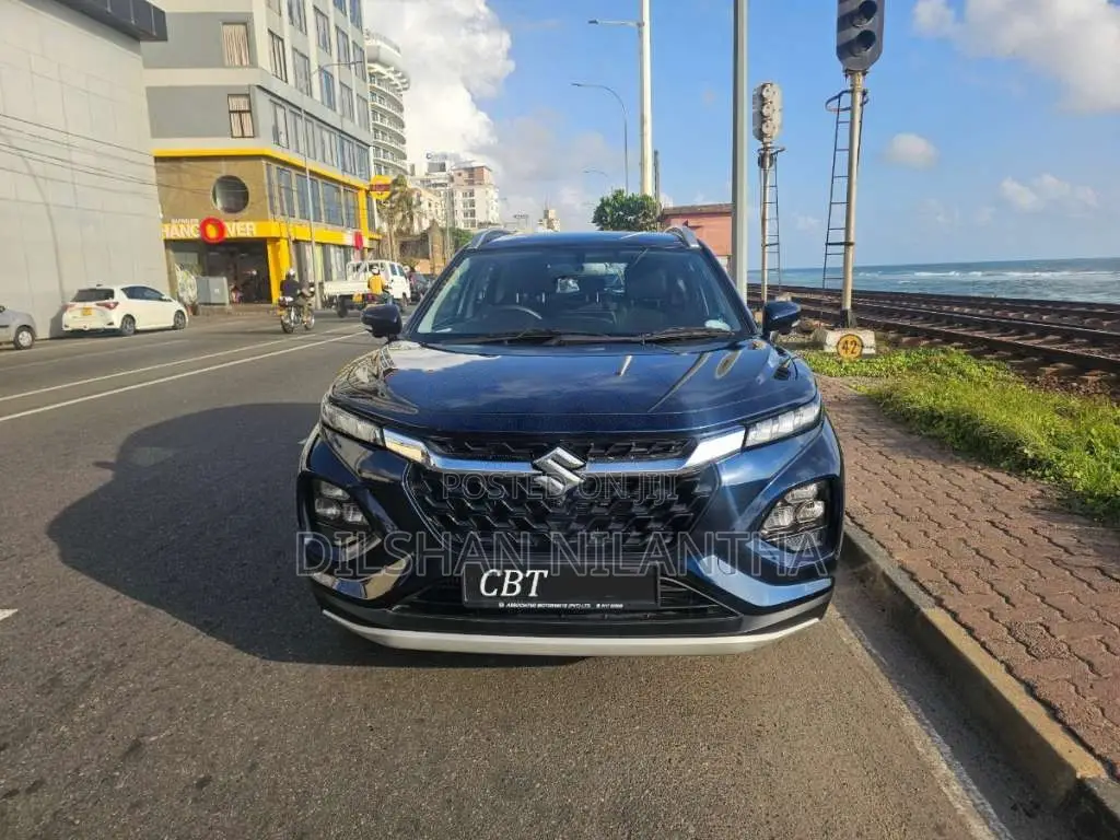 Suzuki Fronx 2025 SUV (Used)