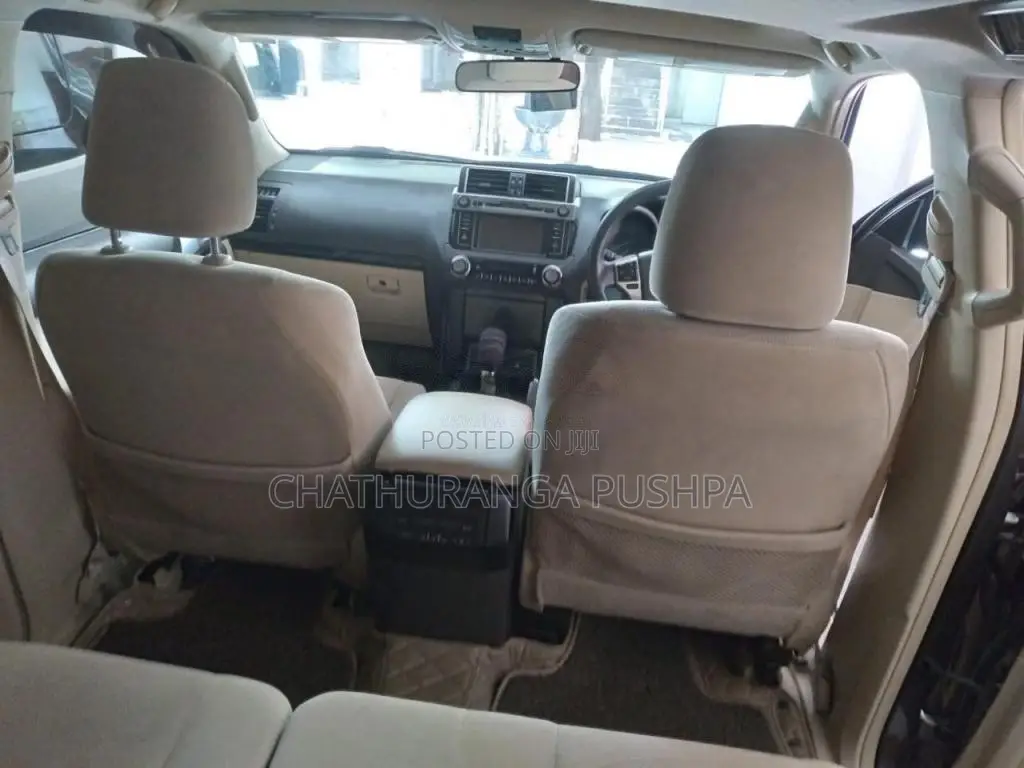 Toyota Land Cruiser 2015 SUV (Used)