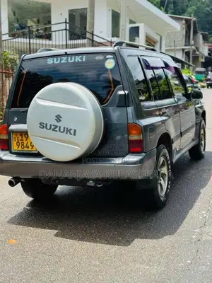 Suzuki Vitara 1996 SUV (Used)