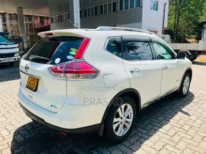 Nissan X-Trail 2016 SUV (Used)