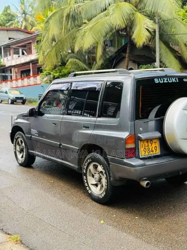 Suzuki Vitara 1996 SUV (Used)