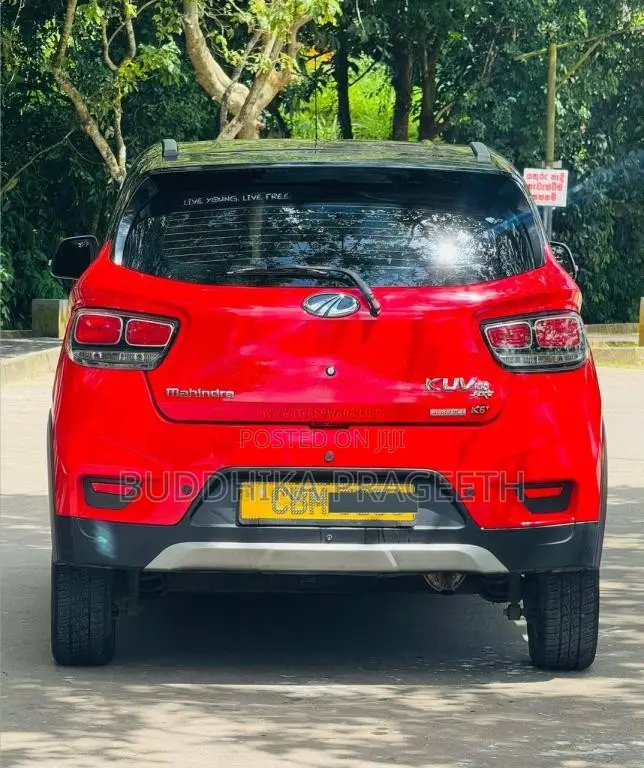 Mahindra KUV 100 2023 SUV (Used)