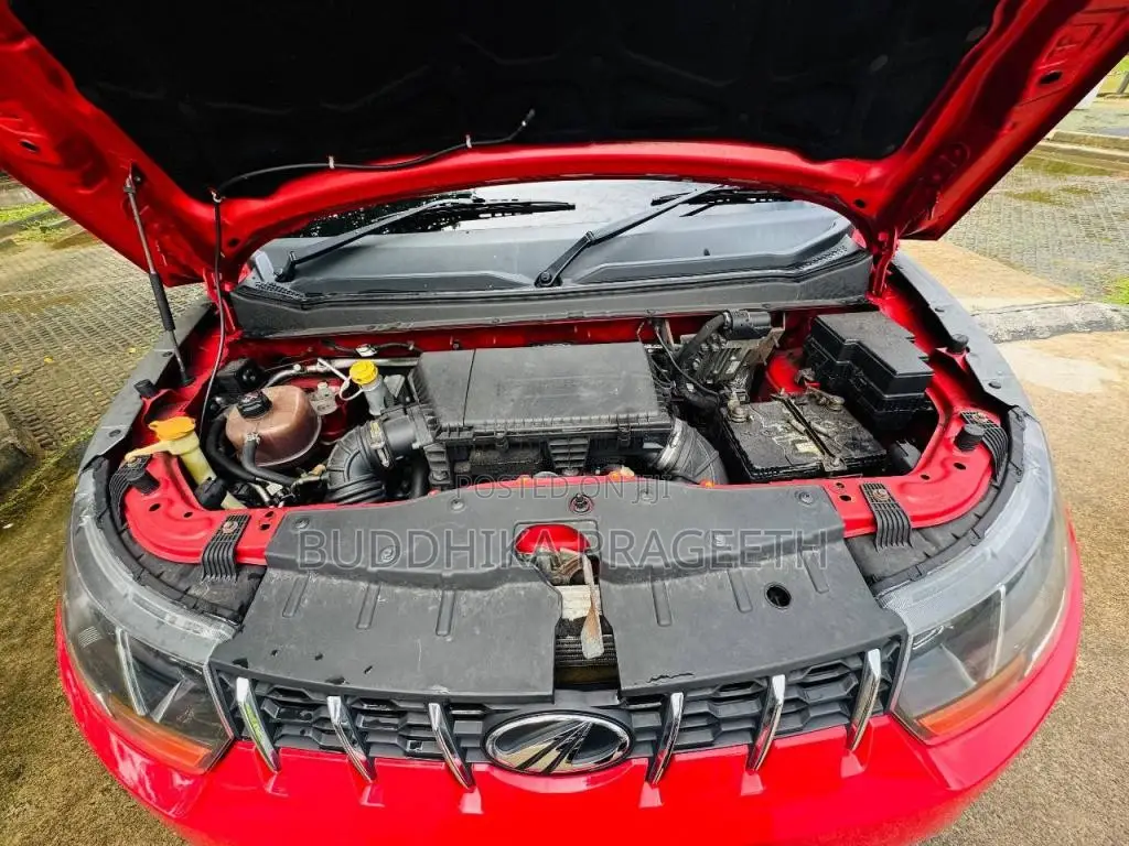 Mahindra KUV 100 2023 SUV (Used)