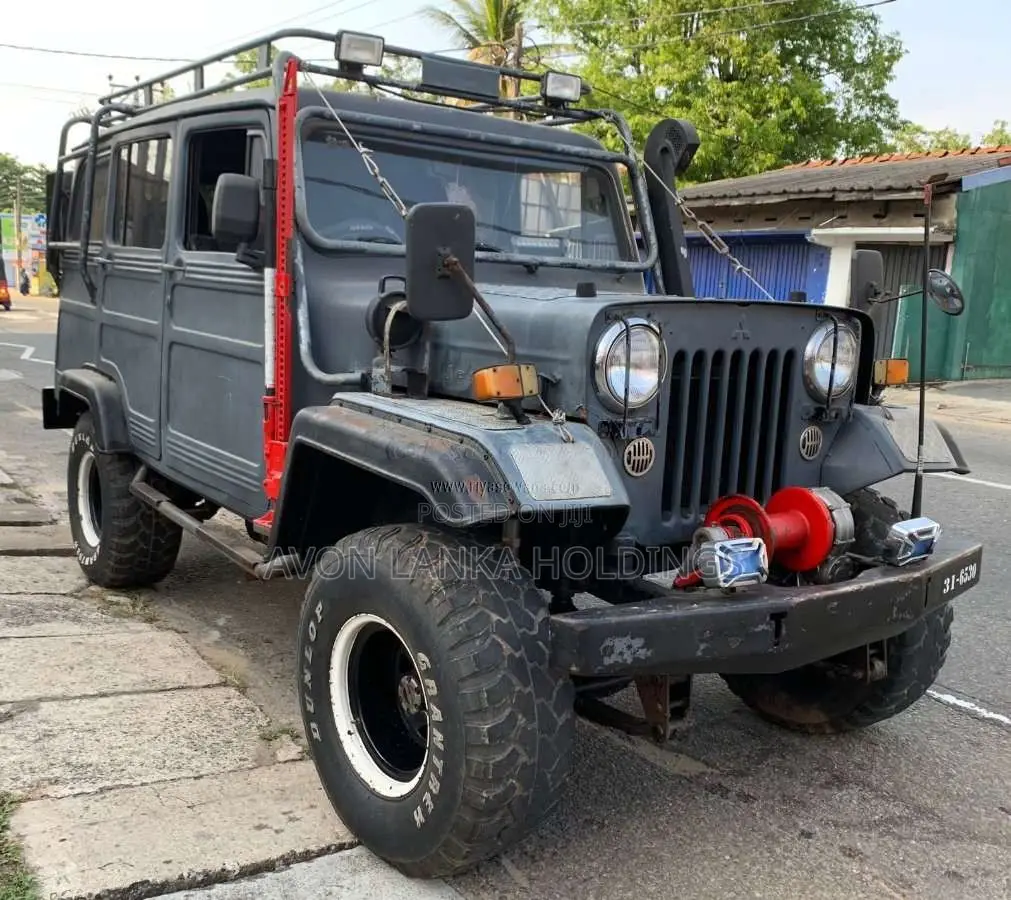 Mitsubishi J-36 1981 SUV (Used)