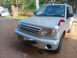 Mitsubishi Pajero IO 1999 SUV (Used)