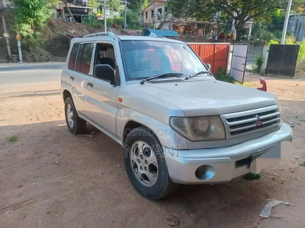 Mitsubishi Pajero IO 1999 SUV (Used)