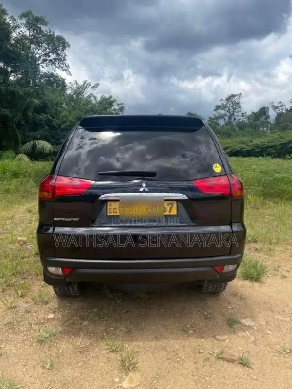 Mitsubishi Montero 2012 SUV (Used)