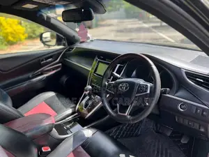 Toyota Harrier 2016 SUV (Used)