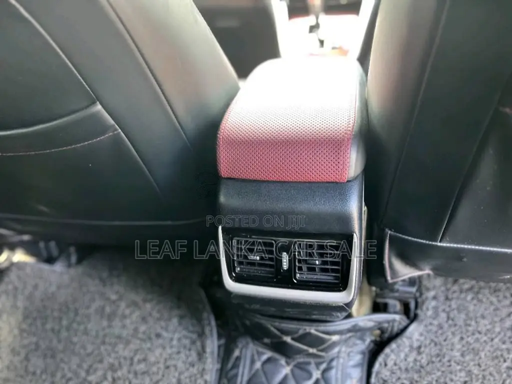 Toyota Harrier 2016 SUV (Used)