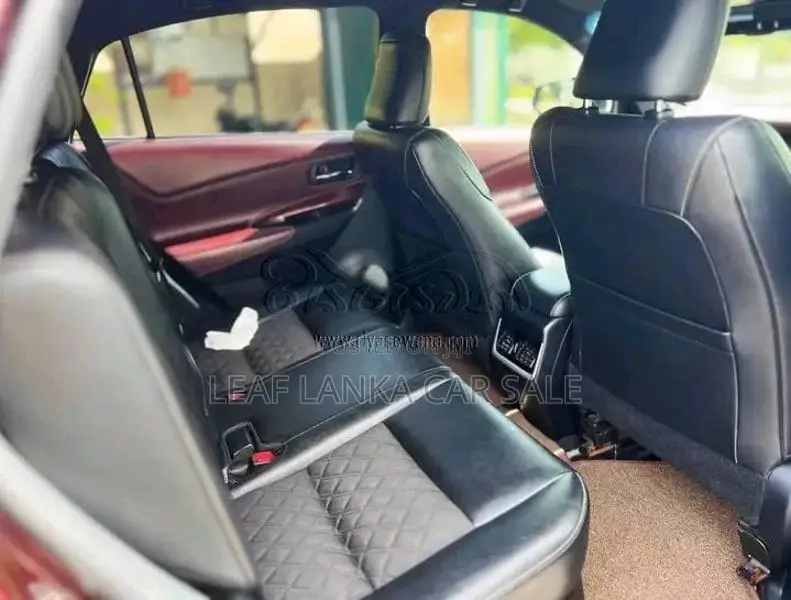 Toyota Harrier 2014 SUV (Used)