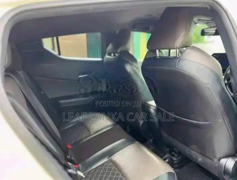 Toyota CHR 2019 SUV (Used)