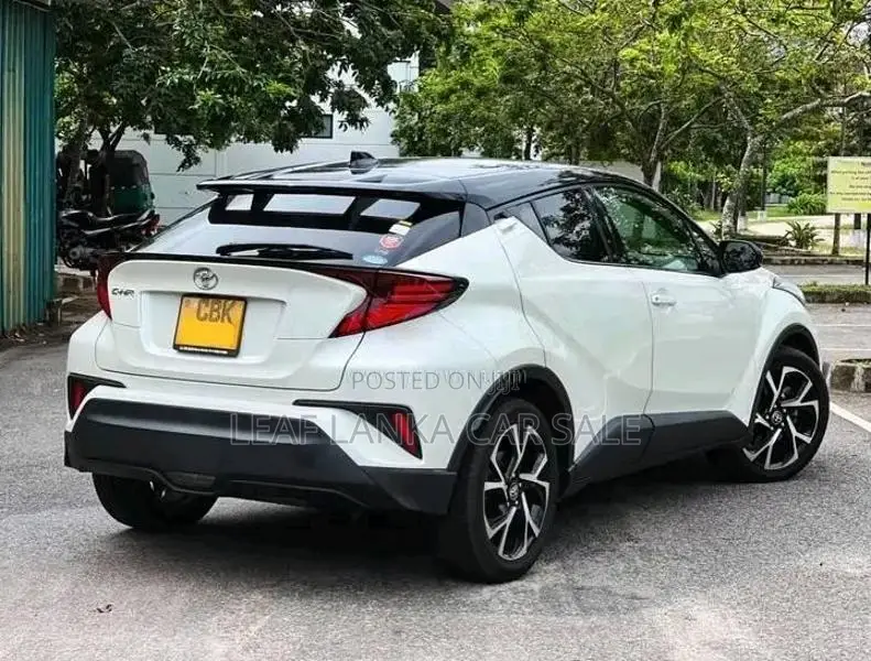 Toyota CHR 2019 SUV (Used)