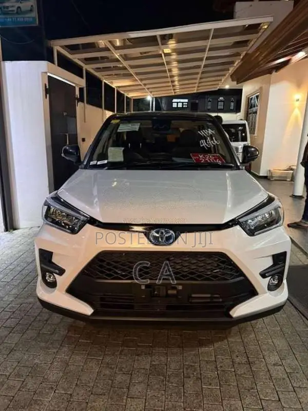 Toyota Raize Z Hybrid 1200Cc 2026 SUV Brand New